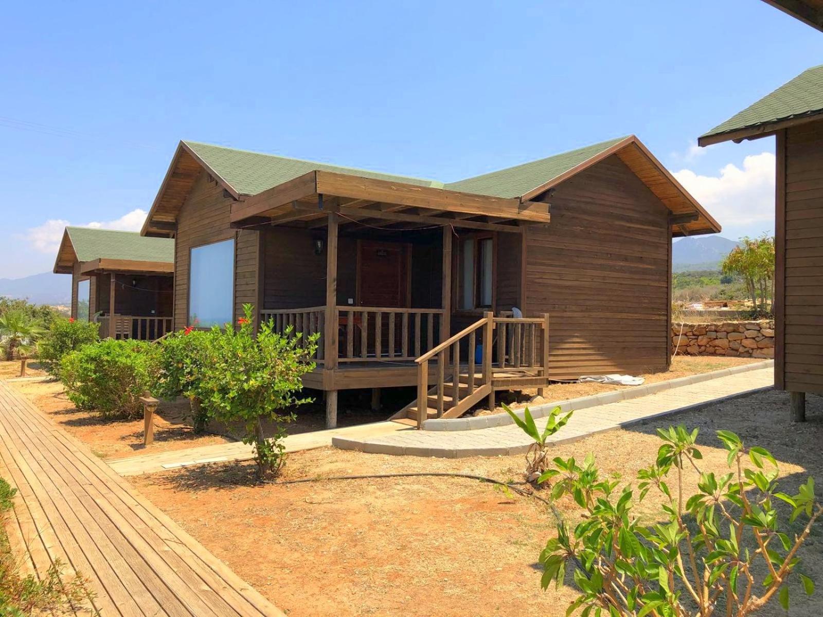 Zambak Holiday Village & Restaurant Superb Seafront Location ! Agios Georgios  Екстер'єр фото