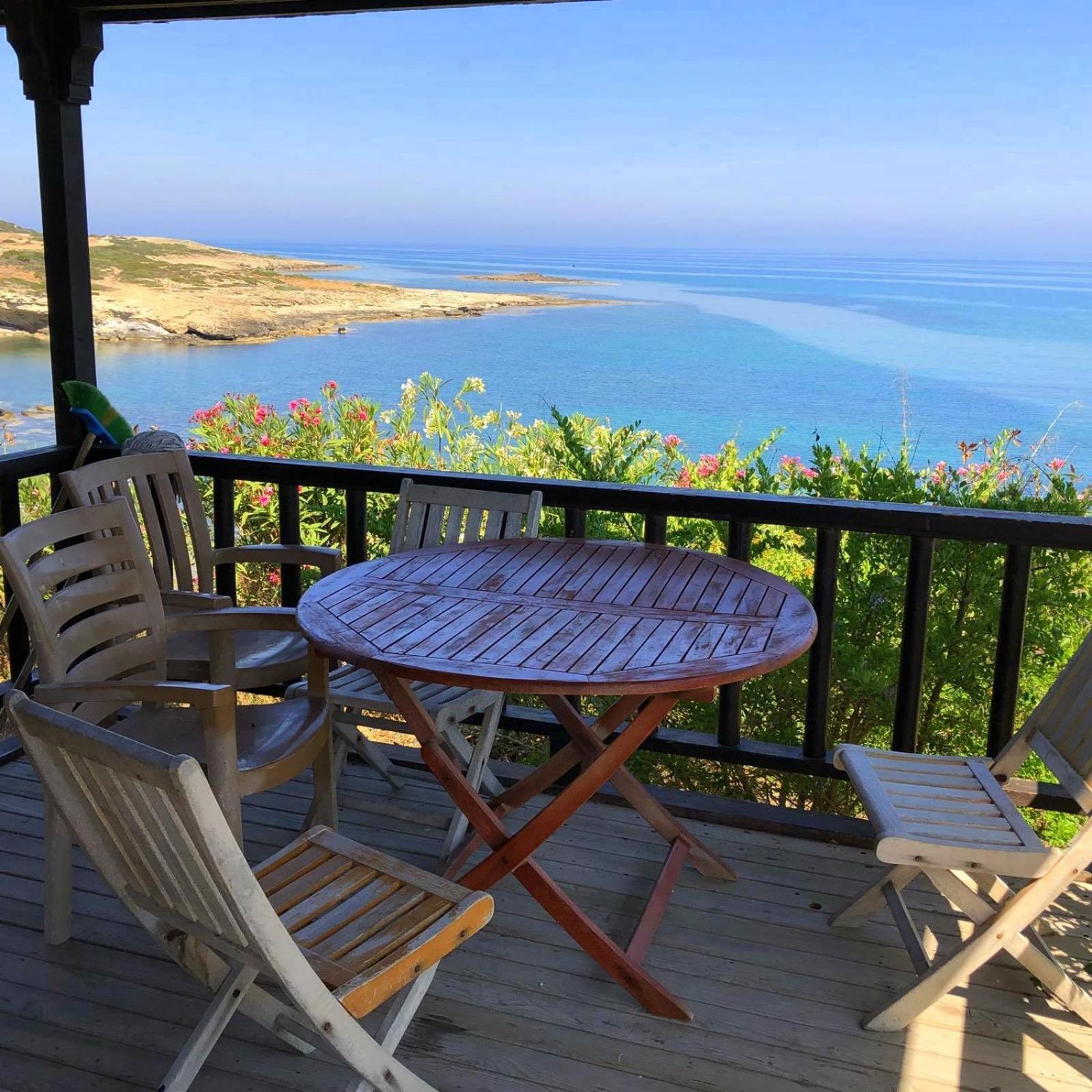 Zambak Holiday Village & Restaurant Superb Seafront Location ! Agios Georgios  Екстер'єр фото