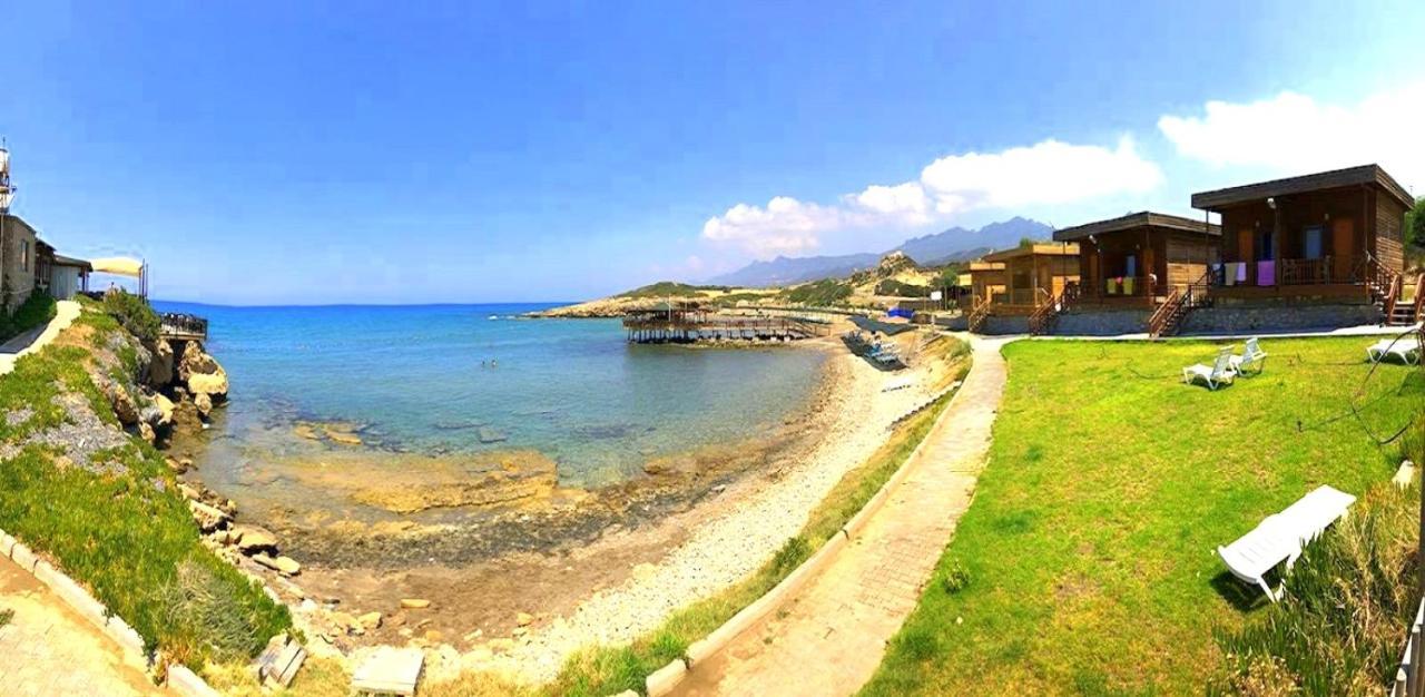 Zambak Holiday Village & Restaurant Superb Seafront Location ! Agios Georgios  Екстер'єр фото